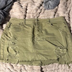 American Eagle Outfitters Green Distressed Mini Skirt